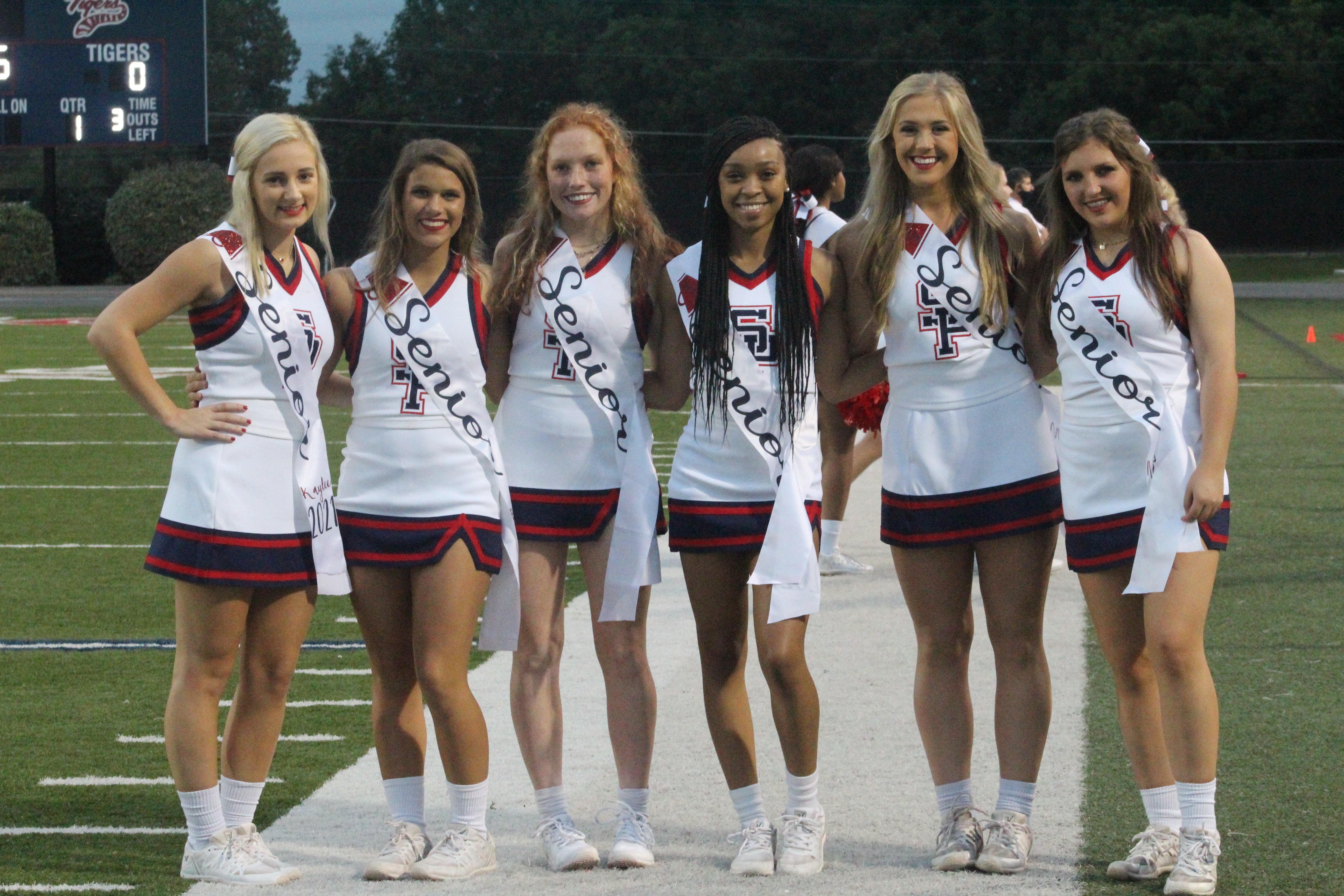 SPHS Senior Cheerleaders - The Panolian | The Panolian